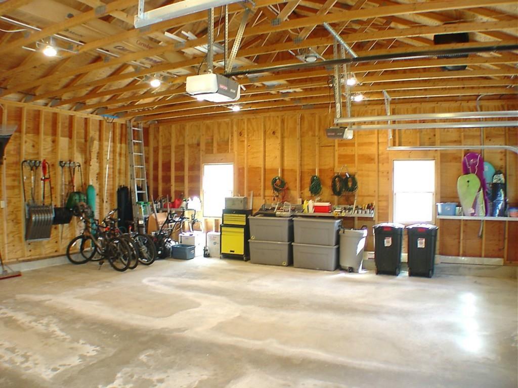 31 Roberts Hill Road Topsham, ME 04086 - Photo 33 of 34 Large Attached Garage - Oversized at...