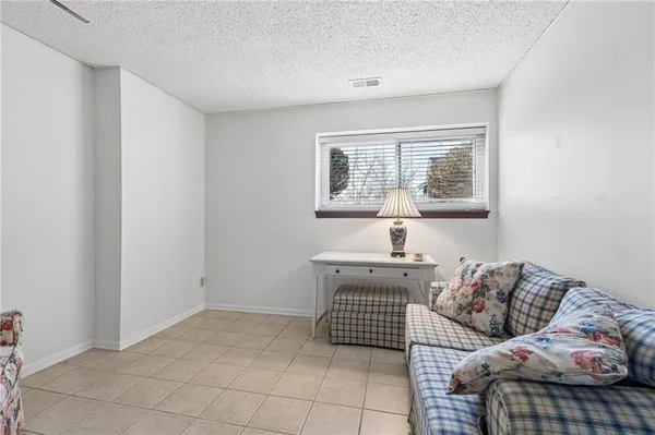 $197,900 | 5735 North Oregon Avenue, Kansas City, MO 64151