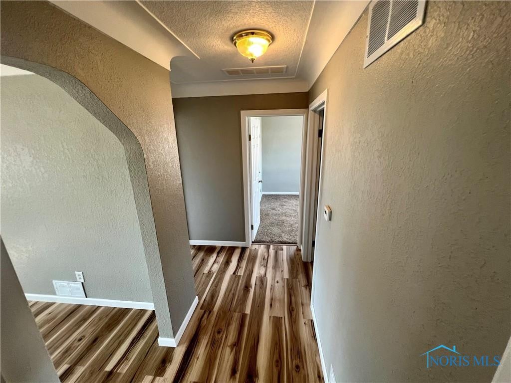 7340 Angola Road Holland, OH 43528 - Photo 8 of 15 Gallery Image 8