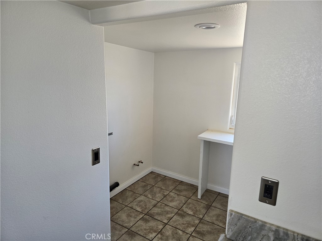 195 Old El Mirage Road Adelanto, CA 92301 - Photo 27 of 37