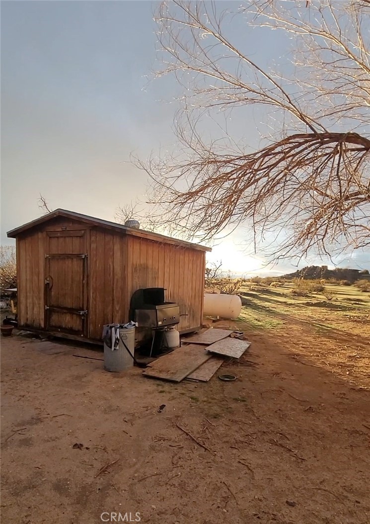 195 Old El Mirage Road Adelanto, CA 92301 - Photo 37 of 37 a view of a car in front of a house