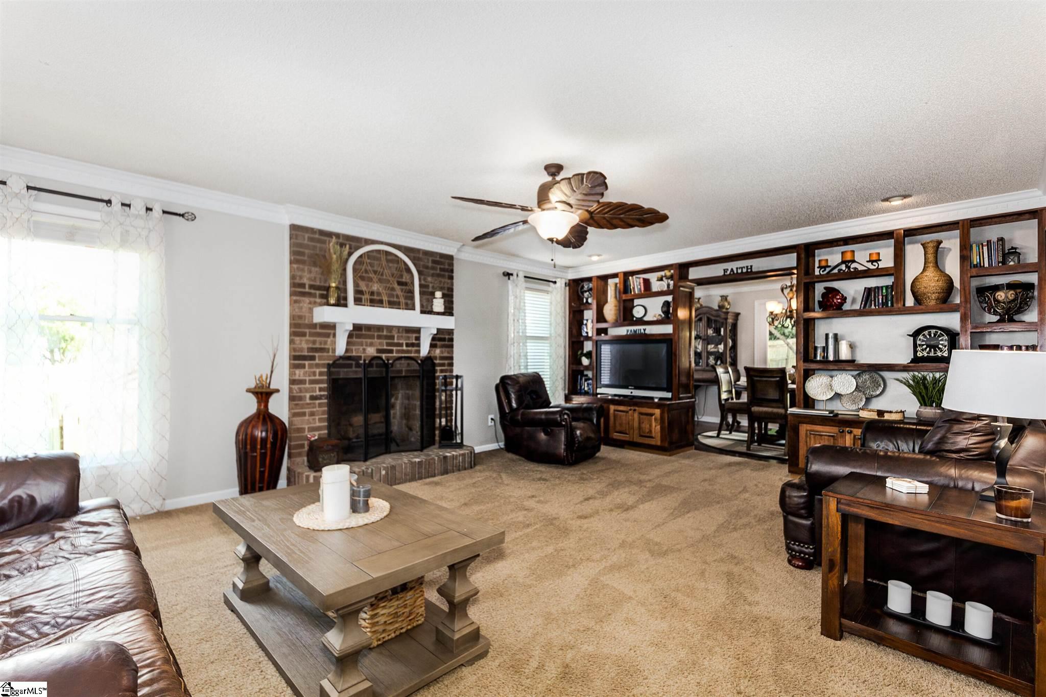 205 Cross Field Road Greenville, SC 29607 - Photo 5 of 35 Gallery Image 5