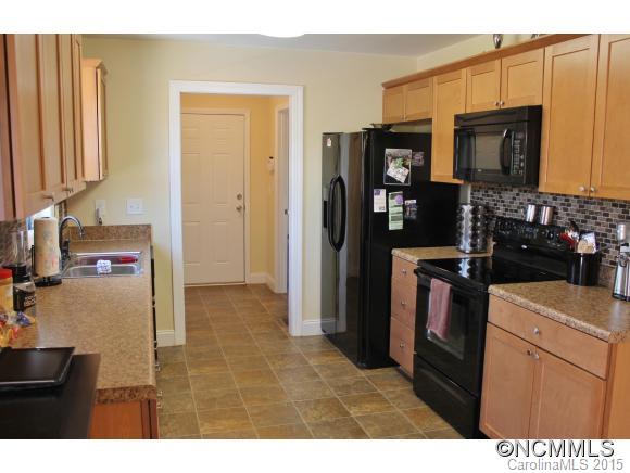 235 Carolina Paradise Road Rutherfordton, NC 28139 - Photo 8 of 24
