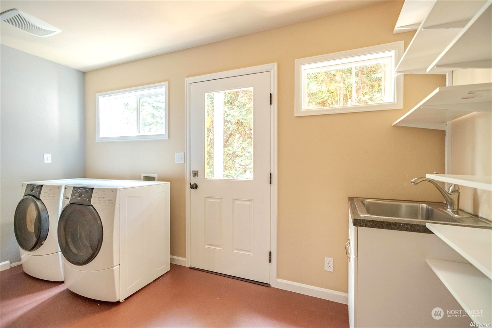 1239 Northwest 119th Street Seattle, WA 98177 - Photo 12 of 36 a utility room with dryer and washer