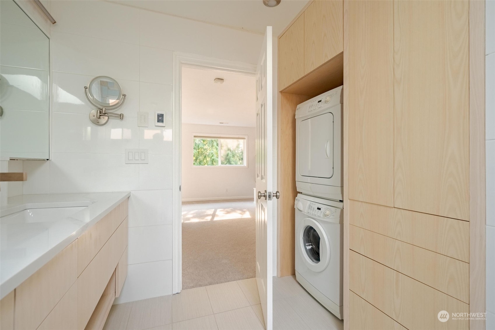 1239 Northwest 119th Street Seattle, WA 98177 - Photo 17 of 36 a bathroom with a bathtub and a sink