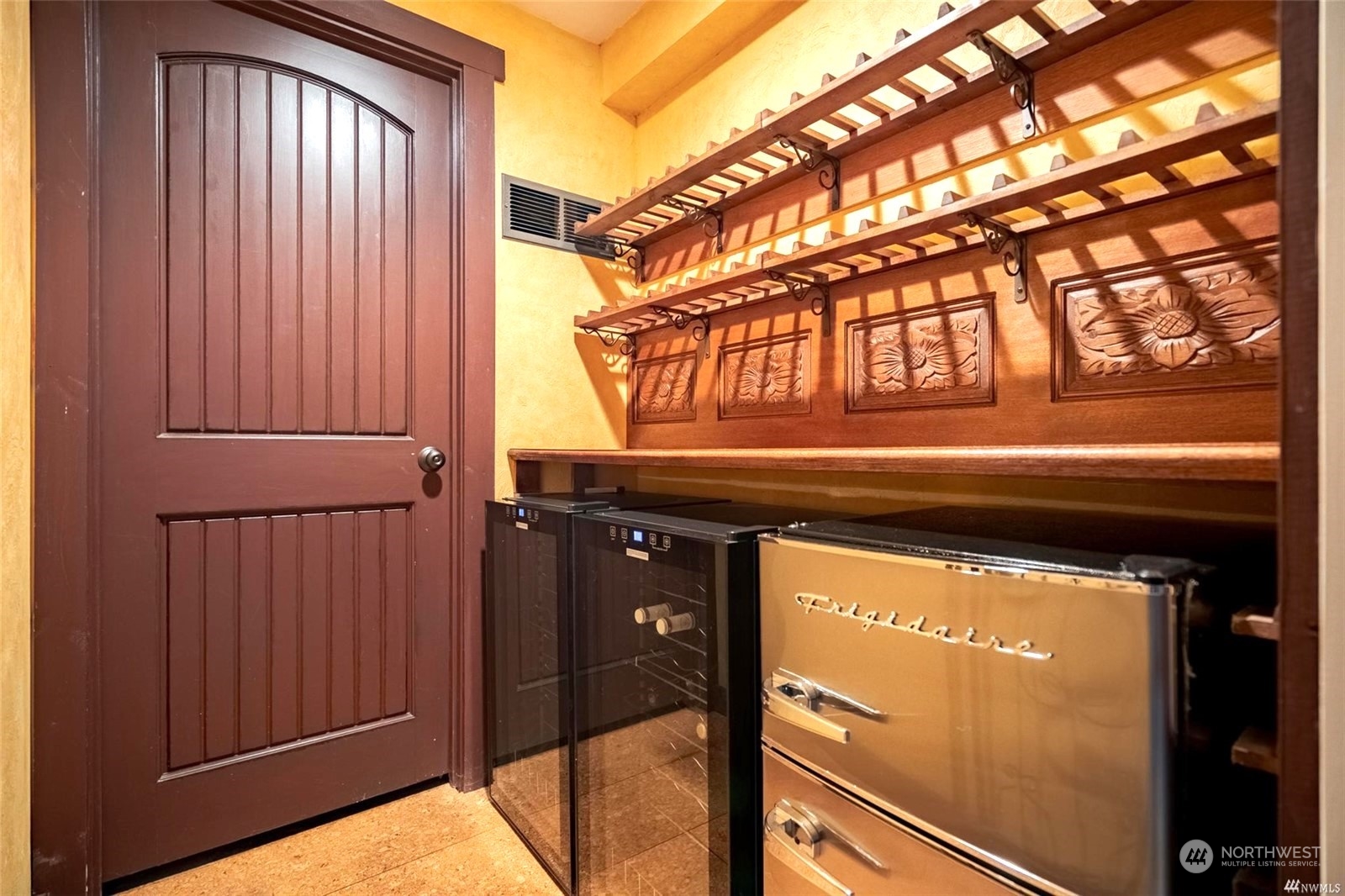 1239 Northwest 119th Street Seattle, WA 98177 - Photo 28 of 36 a close view of refrigerator