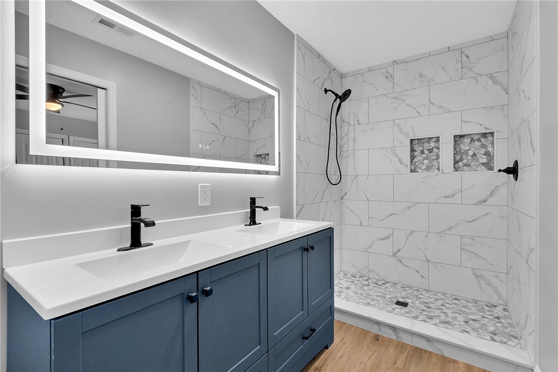 1507 Bennett Drive Anderson, SC 29621 - Photo 28 of 43 Master Bath