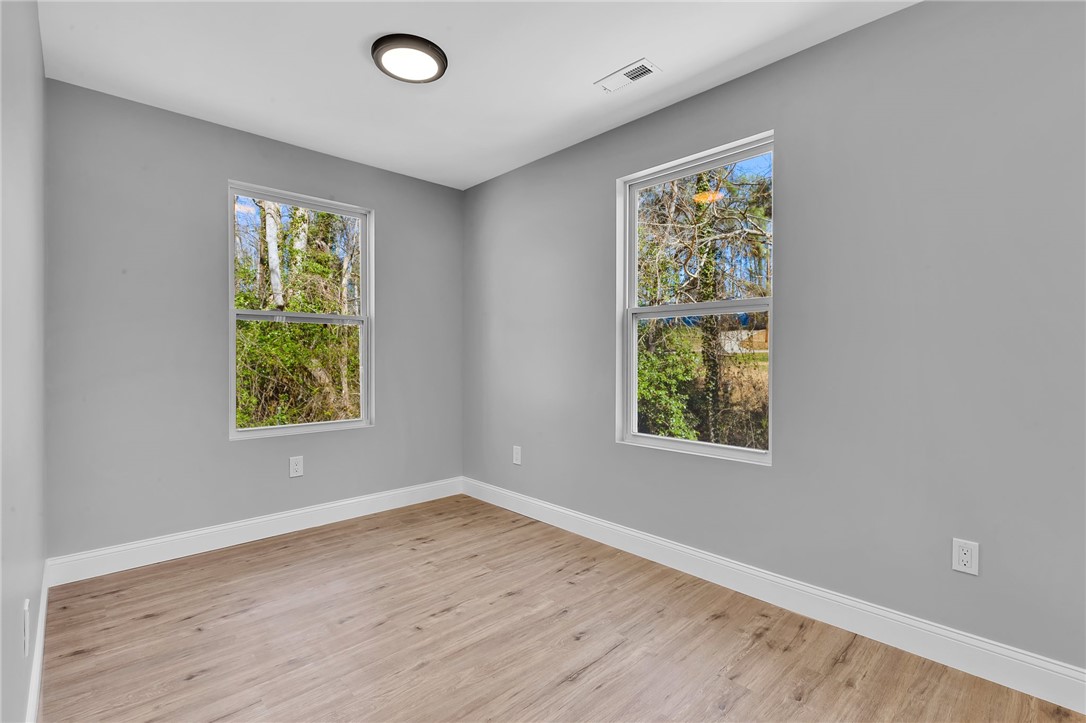 1507 Bennett Drive Anderson, SC 29621 - Photo 6 of 43 Dining Room