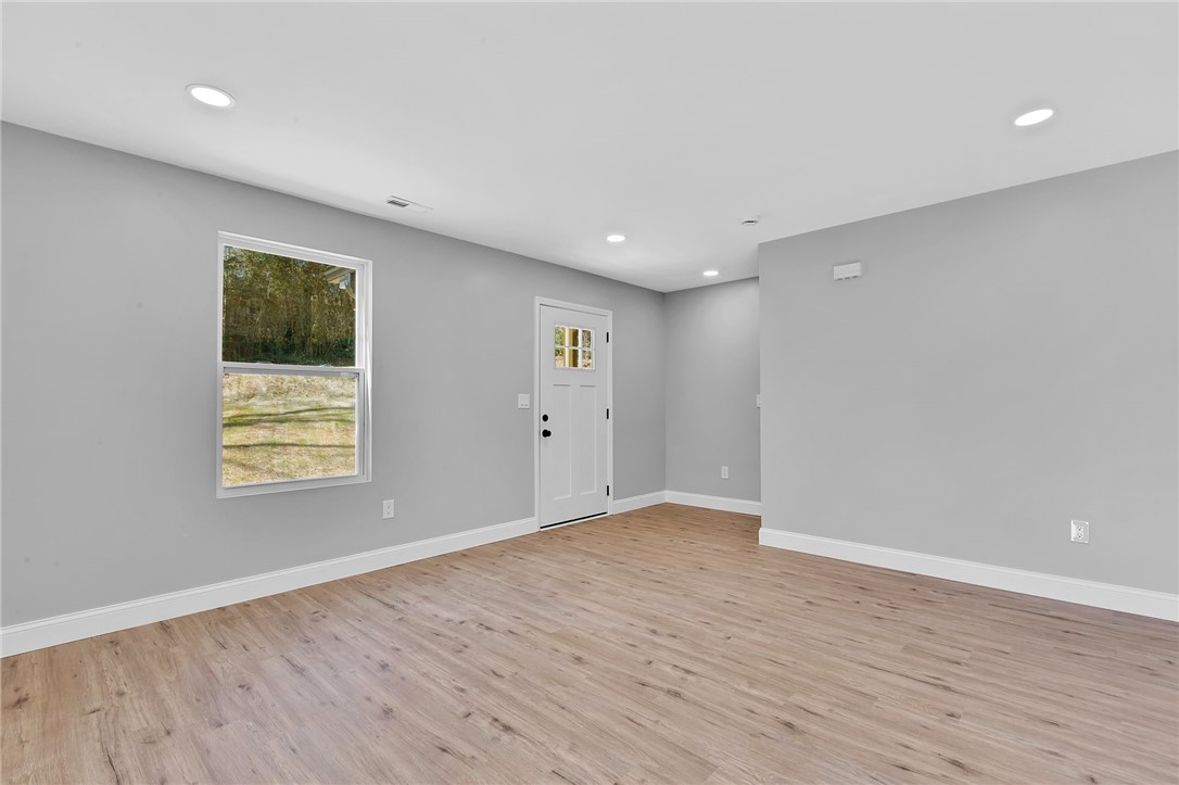 1507 Bennett Drive Anderson, SC 29621 - Photo 8 of 43 Gallery Image 8