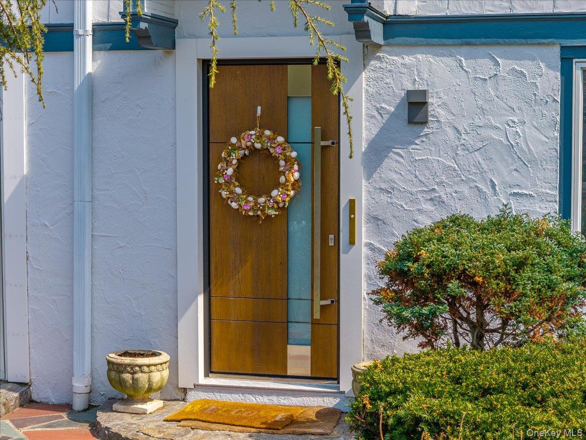 166 Valley Stream Road East Larchmont, NY 10538 - Photo 5 of 5