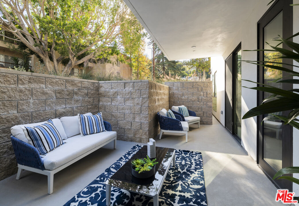 3651 Regal Place, Unit 102 Los Angeles, CA 90068 - Photo 17 of 27