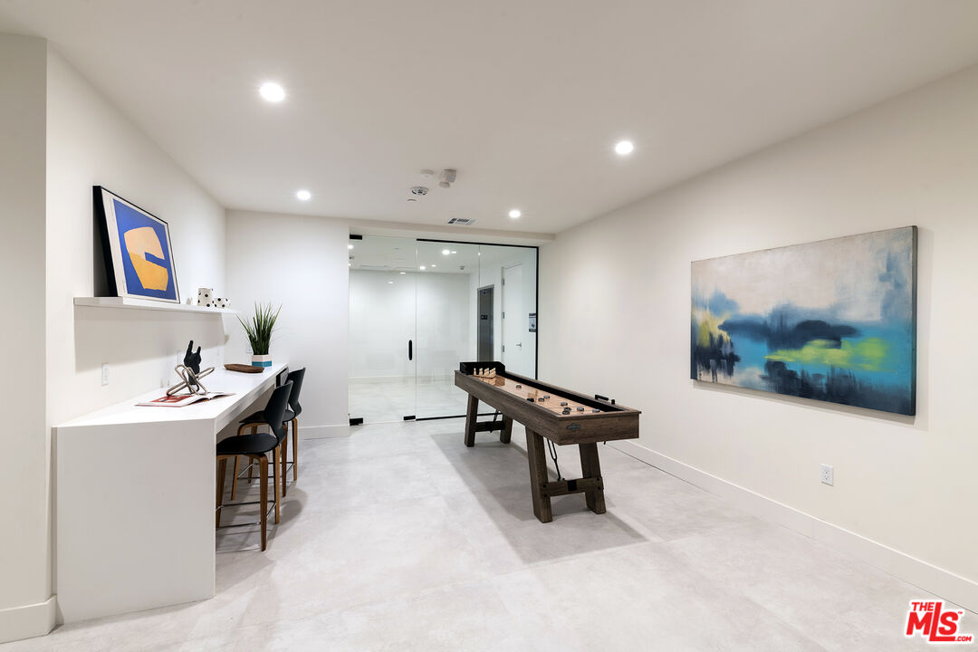 3651 Regal Place, Unit 102 Los Angeles, CA 90068 - Photo 25 of 27