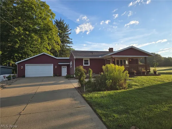 $300,000 | 958 East Milltown Road, Wooster, OH 44691