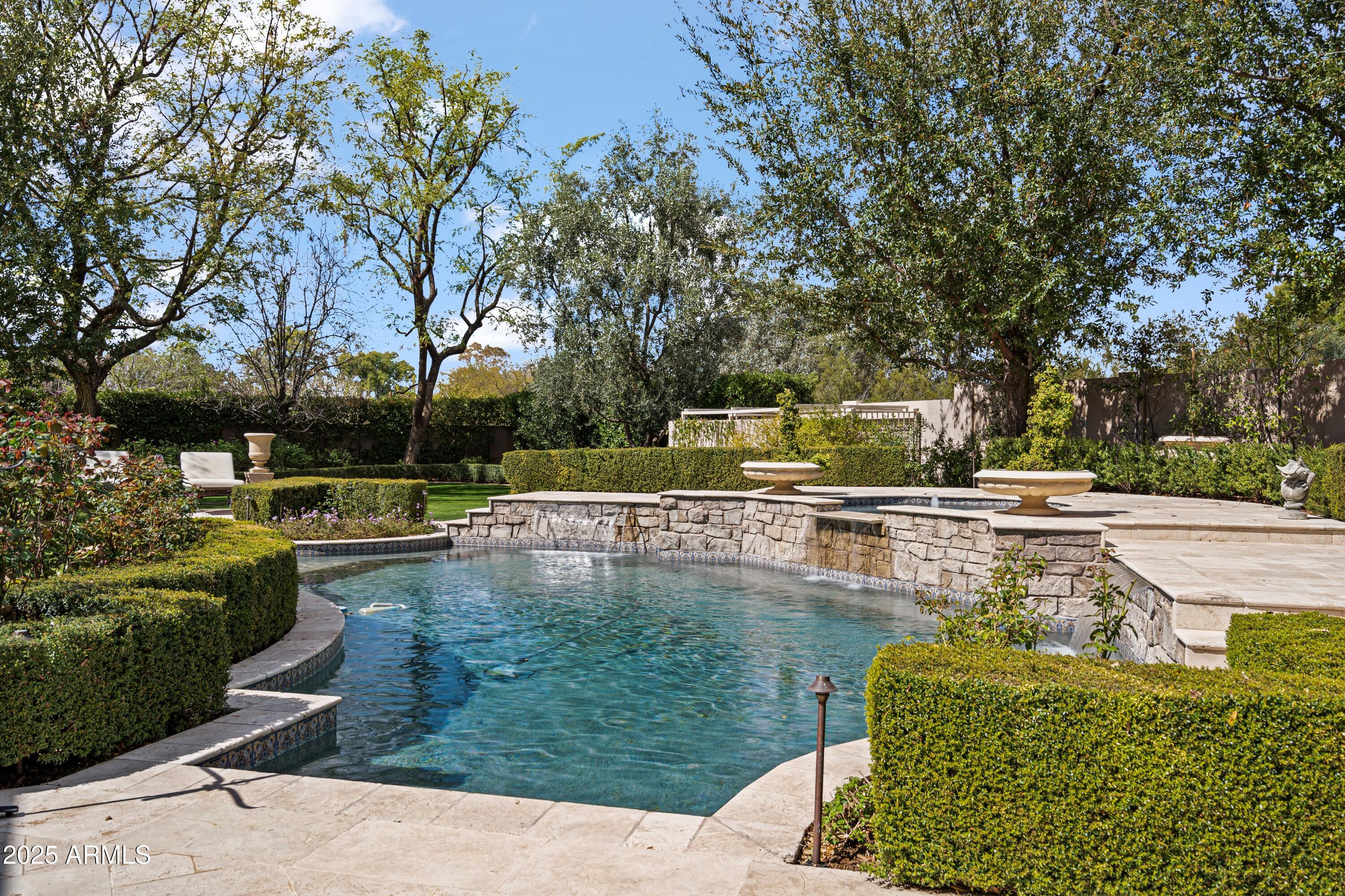 6322 East Turquoise Avenue Paradise Valley, AZ 85253 - Photo 3 of 85 102-DSC00975