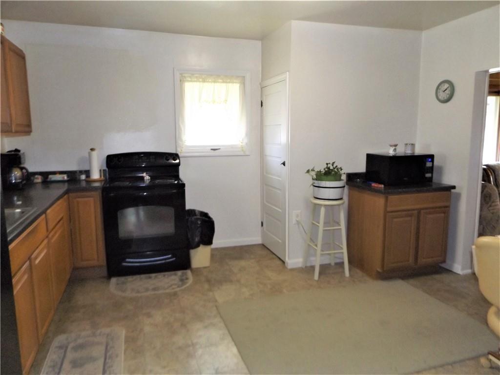 438 Cottage Road Smock, PA 15480 - Photo 6 of 17
