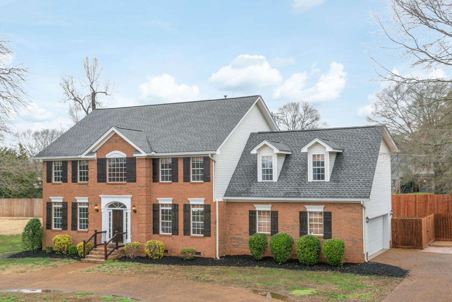 439_Valleybrook_Rd_03