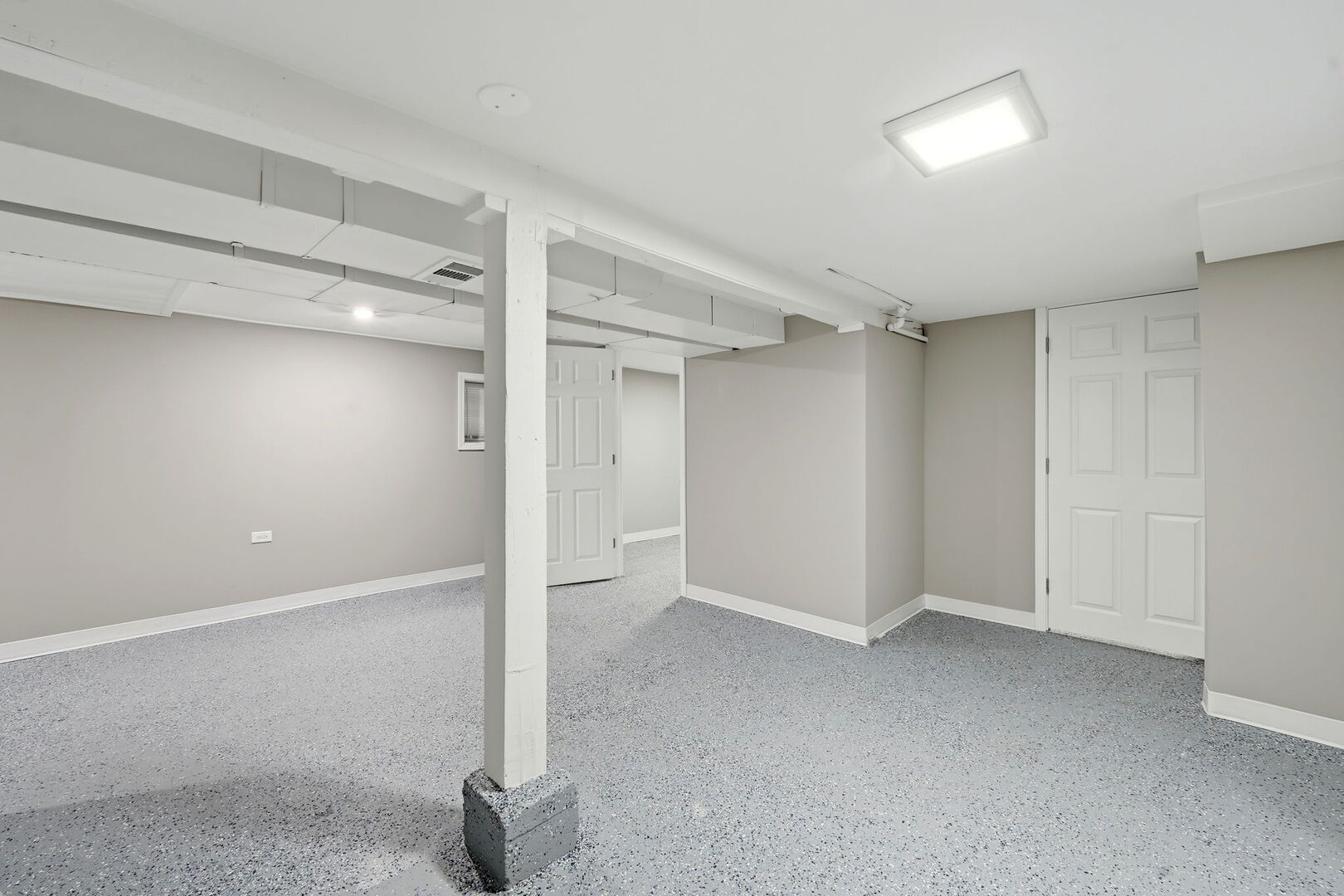 1217 North Harding Avenue Chicago, IL 60651 - Photo 30 of 45 a view of an empty room