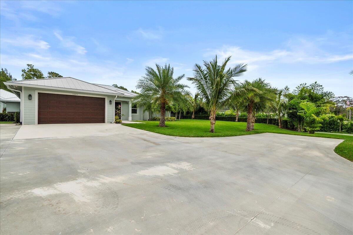 12875 157th Street North Jupiter, FL 33478 - Photo 4 of 69 05-JLC_5745