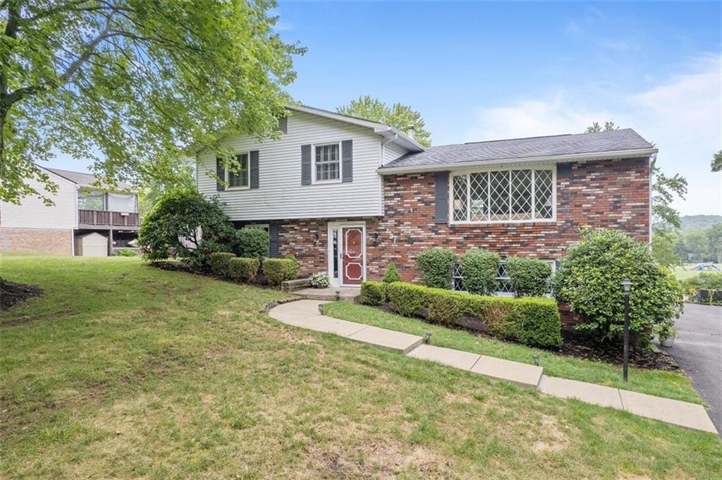 121 Foxglove Road Baden, PA 15005 - Photo 2 of 41 Street View