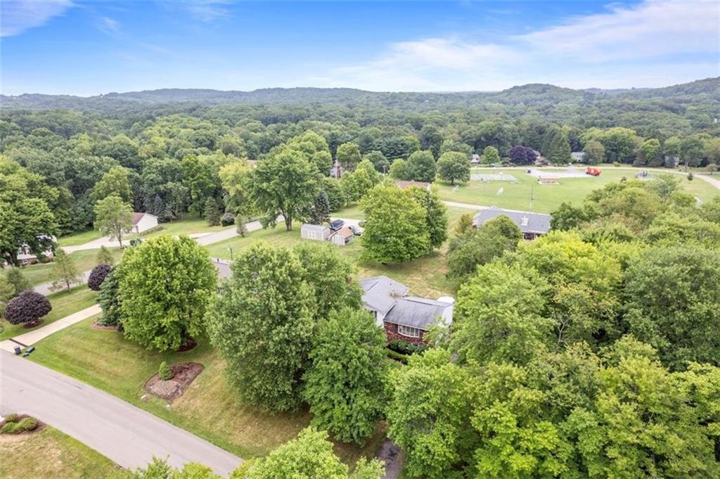121 Foxglove Road Baden, PA 15005 - Photo 38 of 41