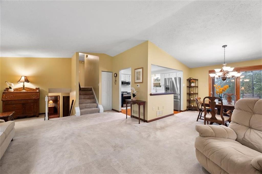 121 Foxglove Road Baden, PA 15005 - Photo 6 of 41