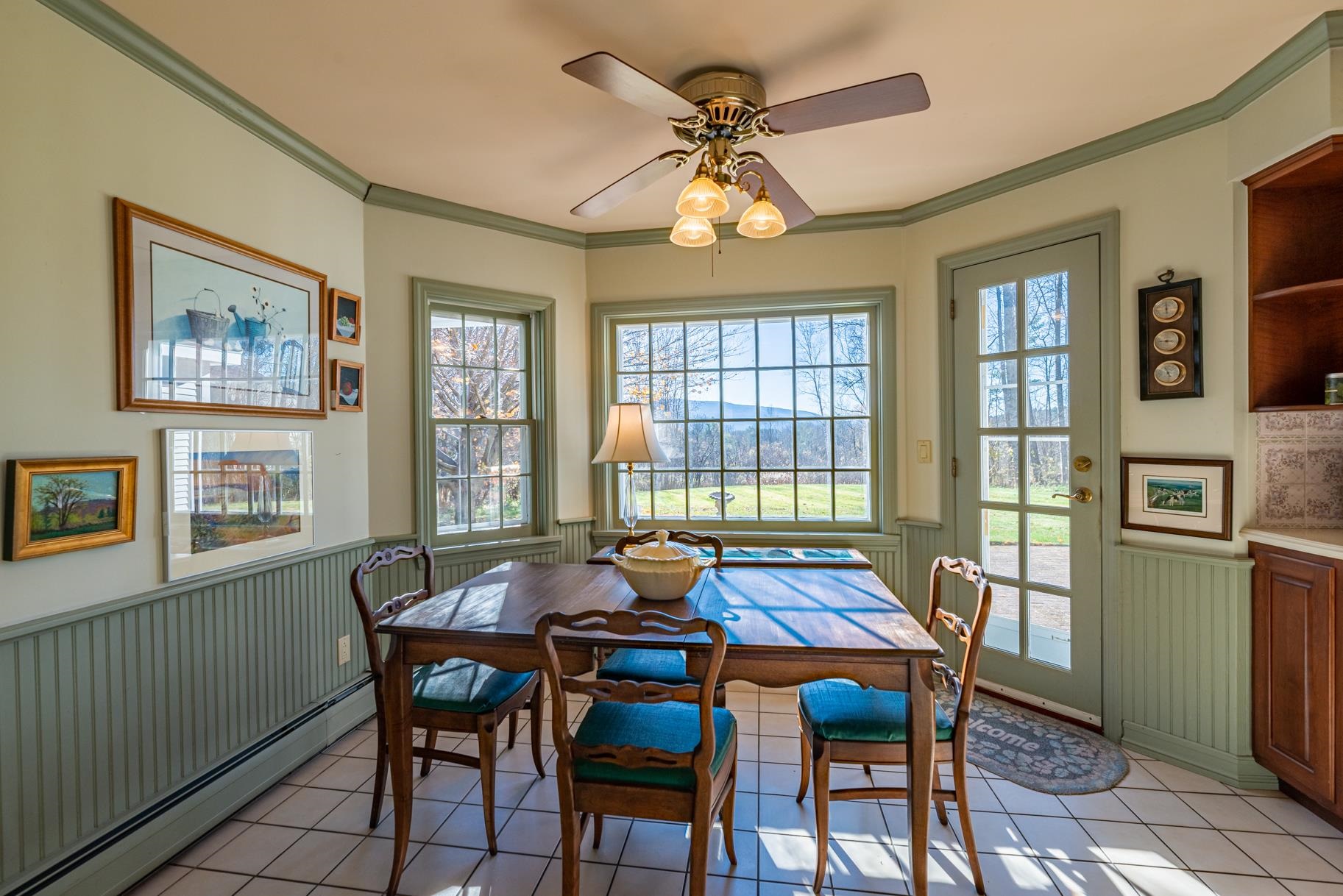 114 Village Glen Road Manchester, VT 05255 - Photo 6 of 29 Gallery Image 6