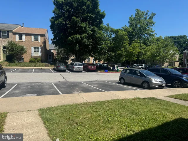 $2,900 | 9728 Summer Park Court, Columbia, MD 21046