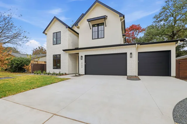 $2,449,000 | 2908 Stoneway Drive, Austin, TX 78757