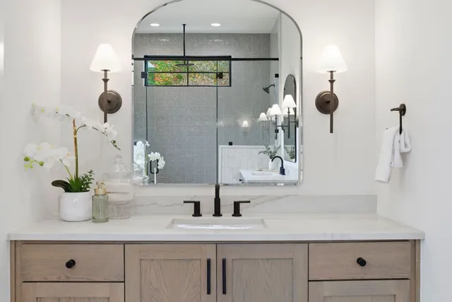 $2,449,000 | 2908 Stoneway Drive, Austin, TX 78757