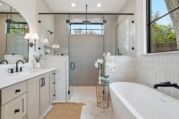 $2,449,000 | 2908 Stoneway Drive, Austin, TX 78757