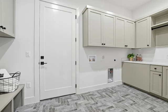 $2,449,000 | 2908 Stoneway Drive, Austin, TX 78757