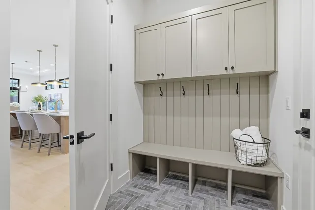 $2,449,000 | 2908 Stoneway Drive, Austin, TX 78757