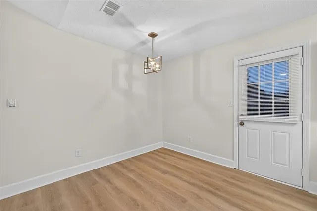 $1,600 | 37 Peach Forest Way, Douglasville, GA 30134