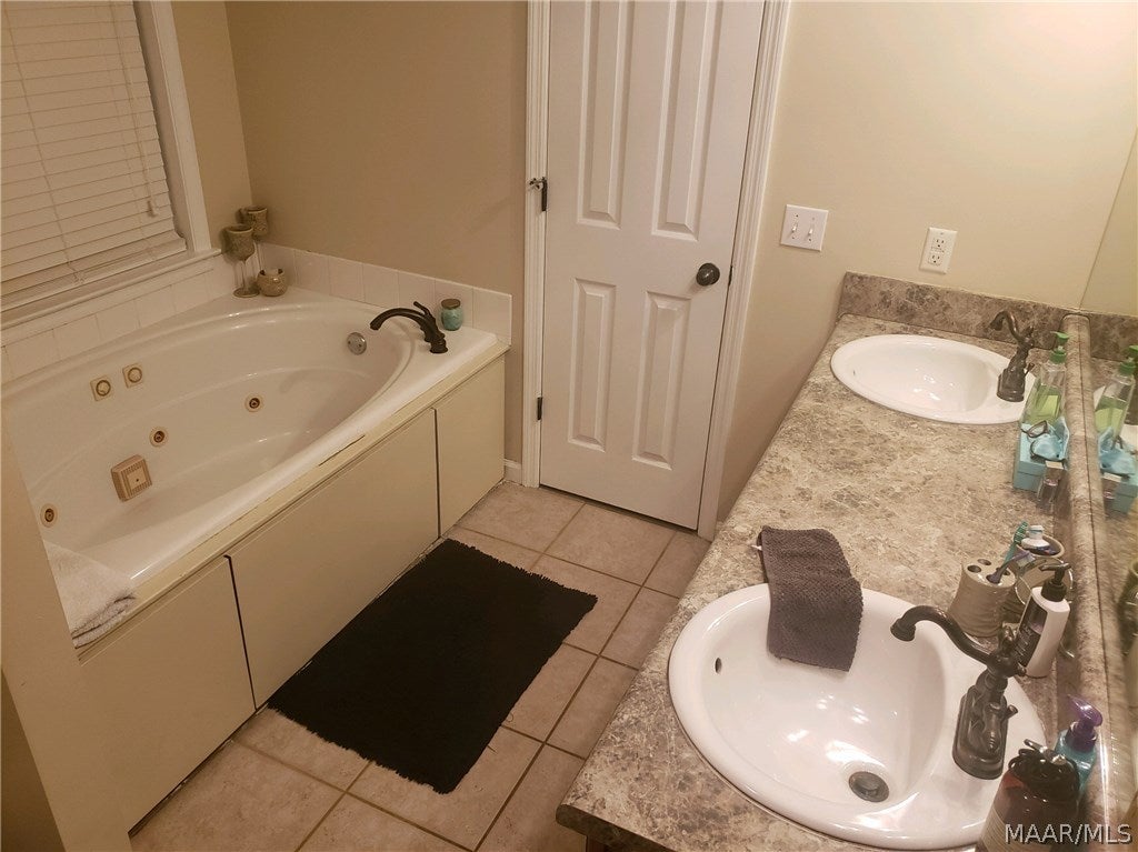 163 Gritney Road Daleville, AL 36322 - Photo 9 of 13 Gallery Image 9