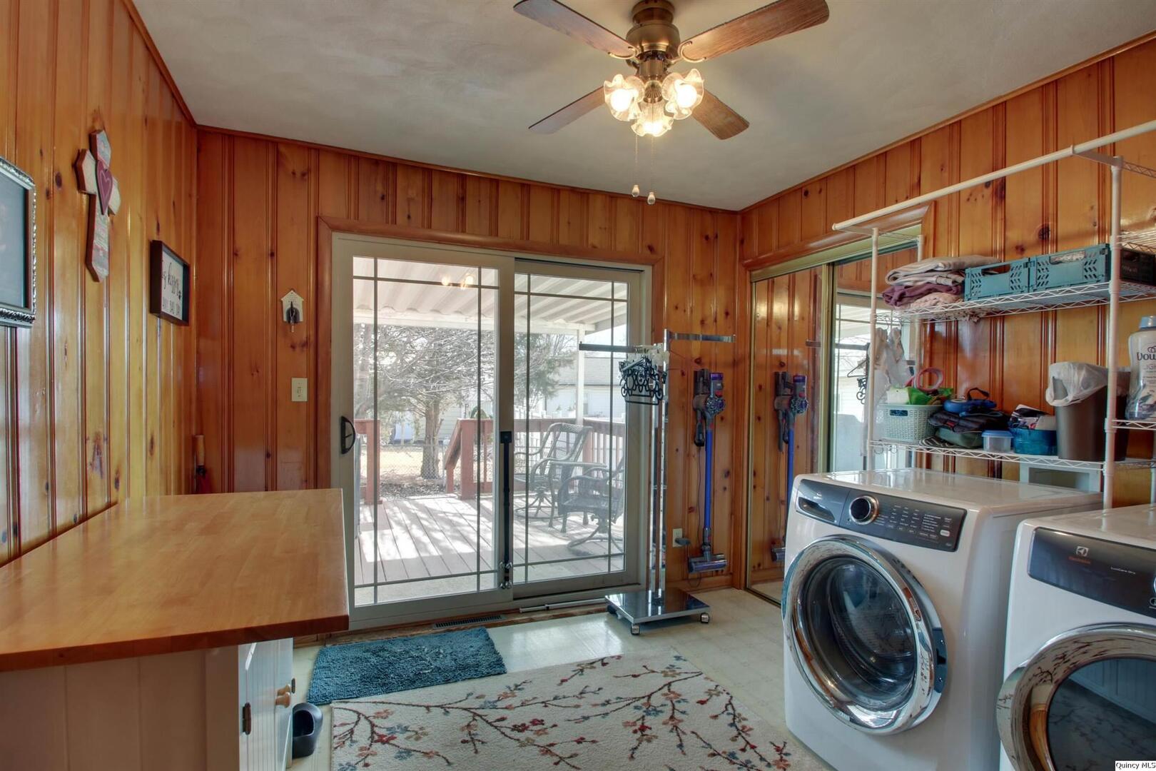 3608 Columbus Road Quincy, IL 62305 - Photo 14 of 17 a view of a hallway with washer and dryer