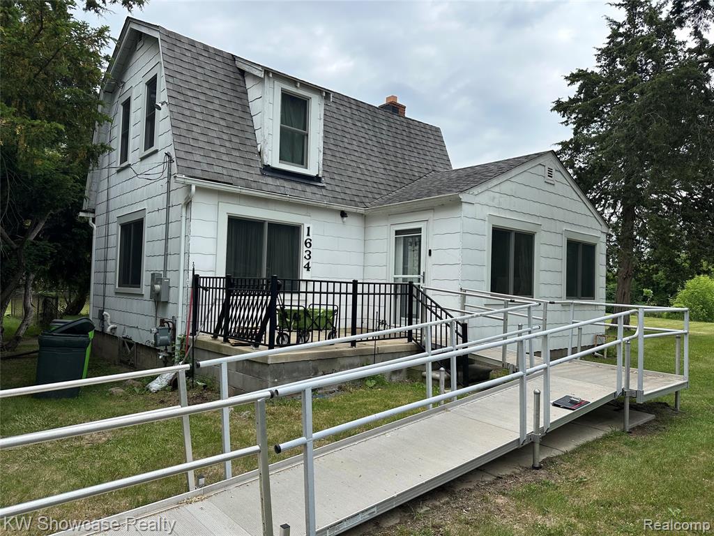 1634 South Commerce Road Walled Lake, MI 48390 - Photo 10 of 16 Gallery Image 10