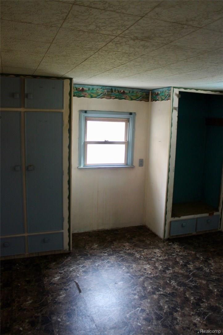 9066 West Frances Road Flushing, MI 48433 - Photo 17 of 18 IMG_8201.jpg