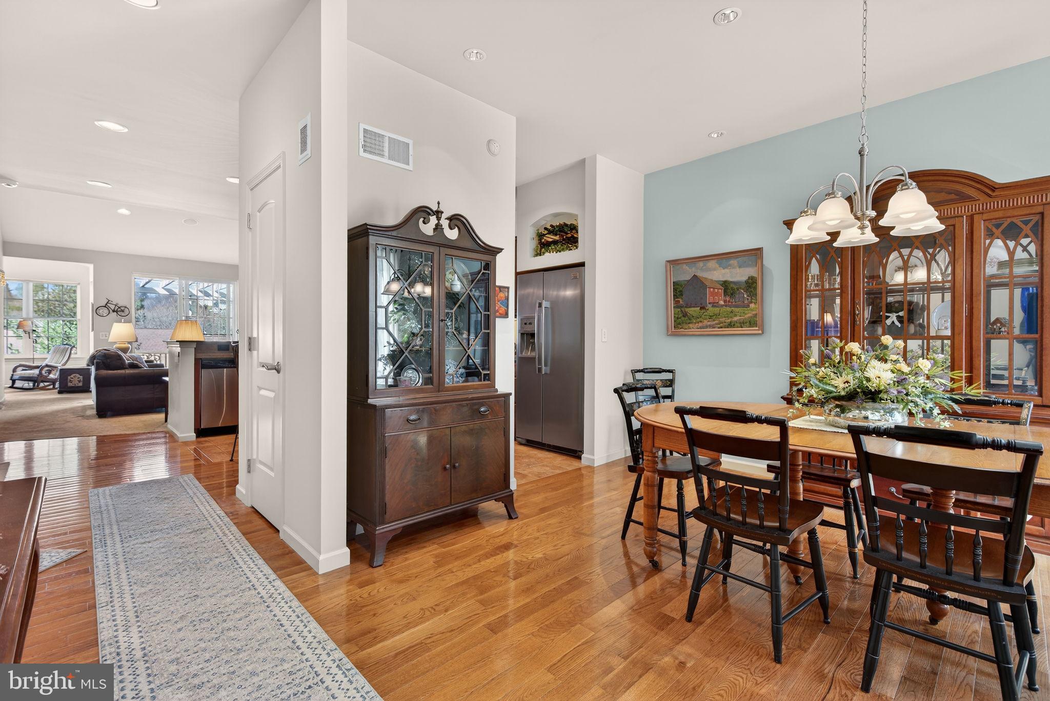 2816 Mimosa Lane Lancaster, PA 17601 - Photo 4 of 51 Dining area Hardwood Fl