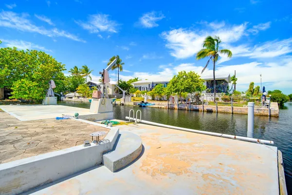 $5,000 | 30361 Hardin Road, Big Pine Key, FL 33043
