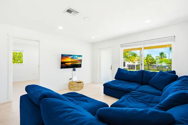 $5,000 | 30361 Hardin Road, Big Pine Key, FL 33043