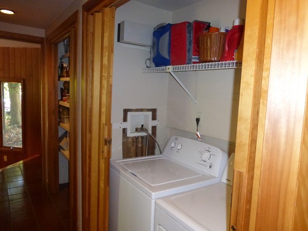 425 Taylor Road Stow, MA 01775 - Photo 8 of 28 a utility room with dryer and washer