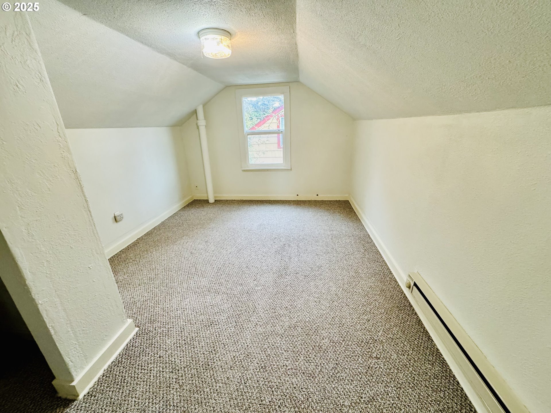 1522 B Street Springfield, OR 97477 - Photo 14 of 22 Bedroom