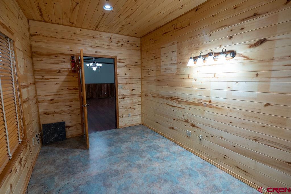 19 Pine Cone Circle Bayfield, CO 81122 - Photo 22 of 31 a view of a hallway with closet