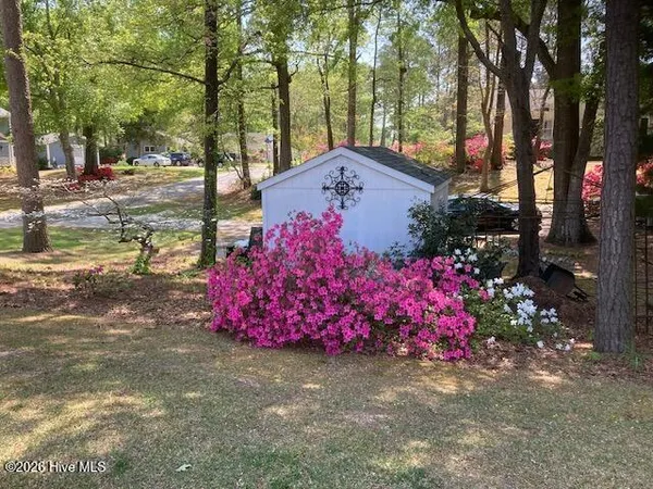 $350,000 | 304 Glasgow Lane, Greenville, NC 27858