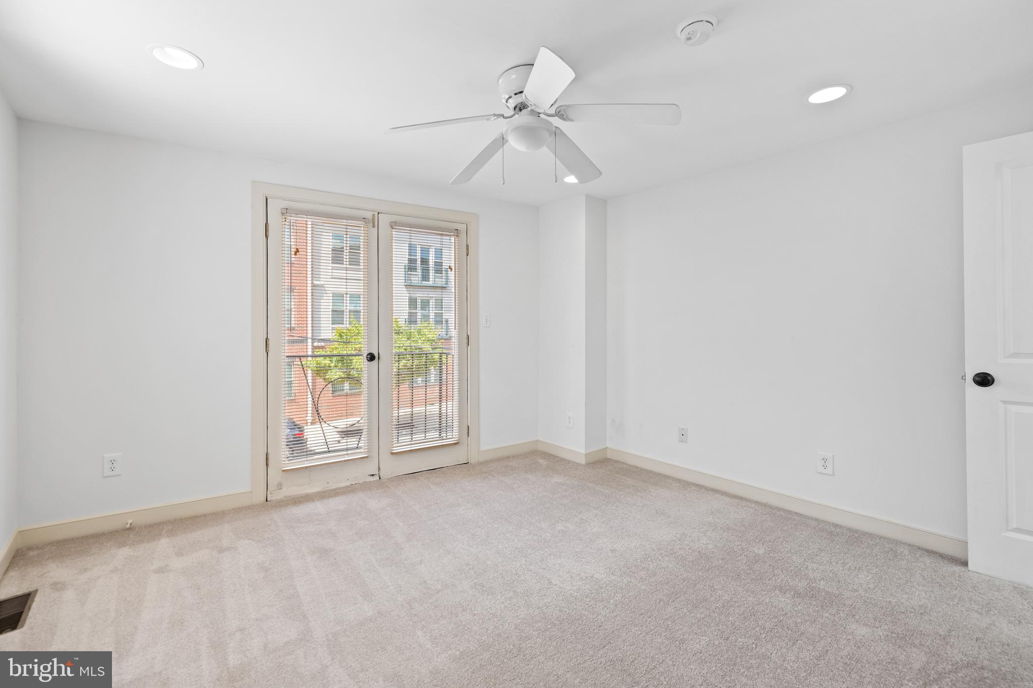 1946 Light Street Baltimore, MD 21230 - Photo 23 of 33