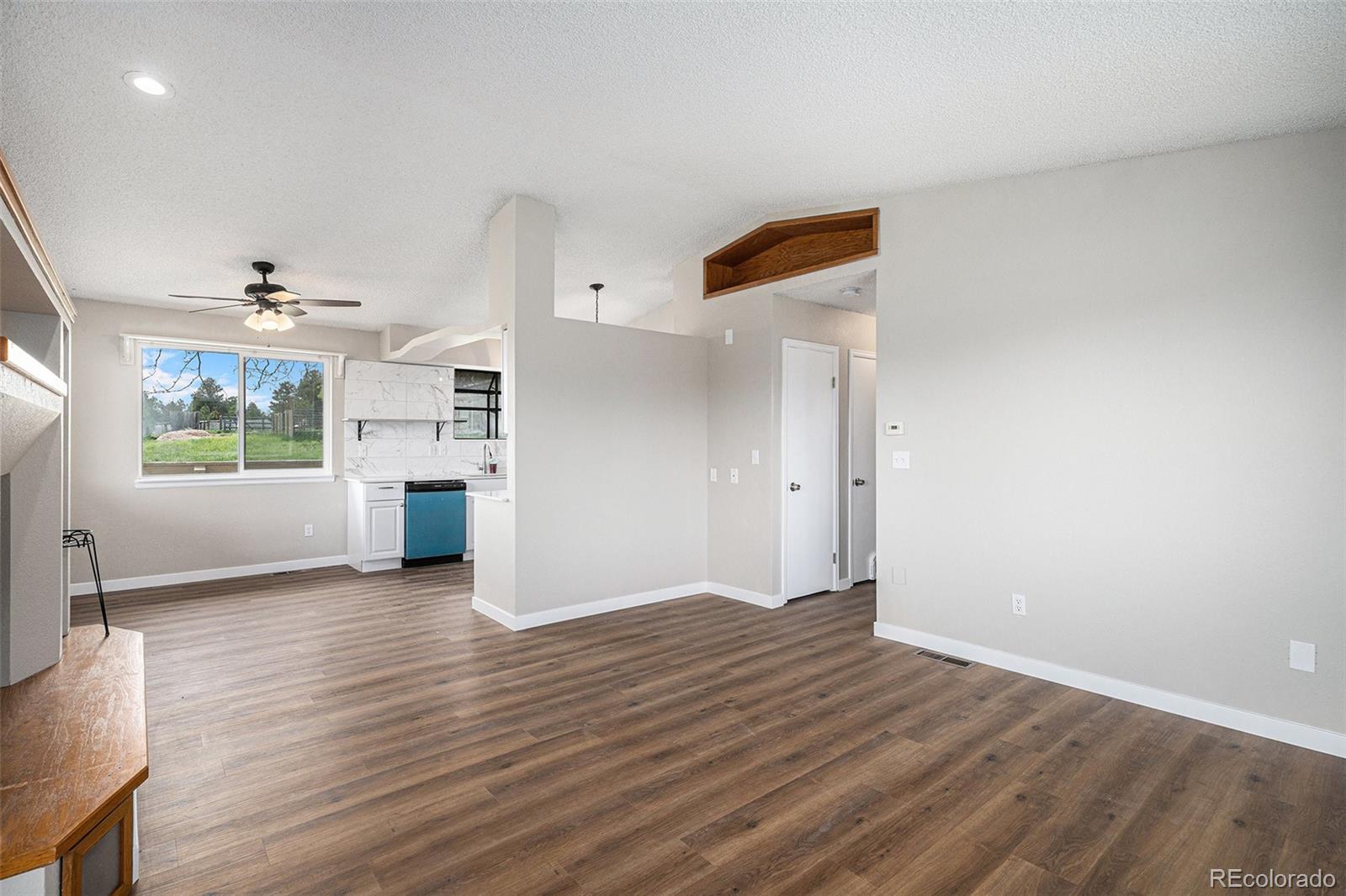 1801 Buttercup Road Elizabeth, CO 80107 - Photo 5 of 32 Gallery Image 5