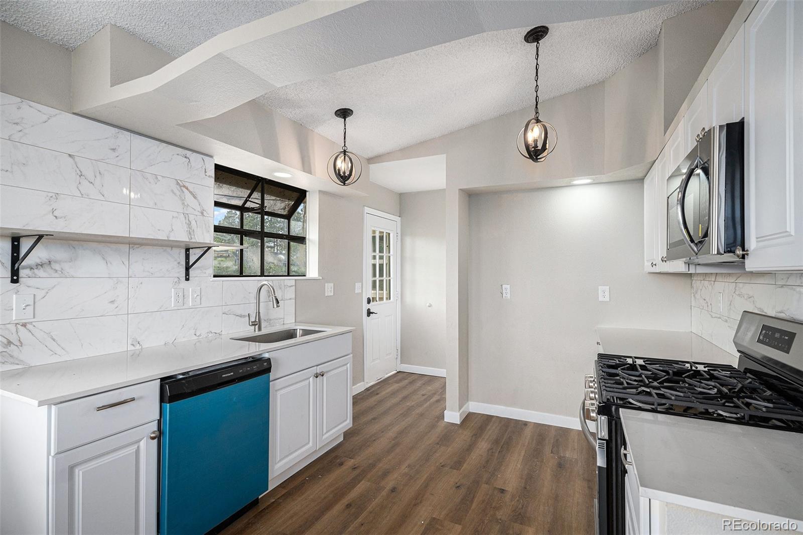 1801 Buttercup Road Elizabeth, CO 80107 - Photo 8 of 32 Gallery Image 8