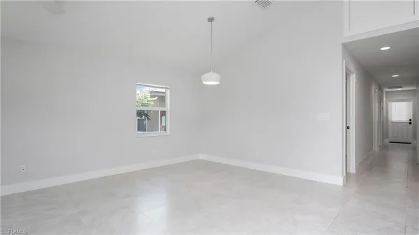 $2,850 | 27302 Dortch Avenue, Bonita Springs, FL 34135
