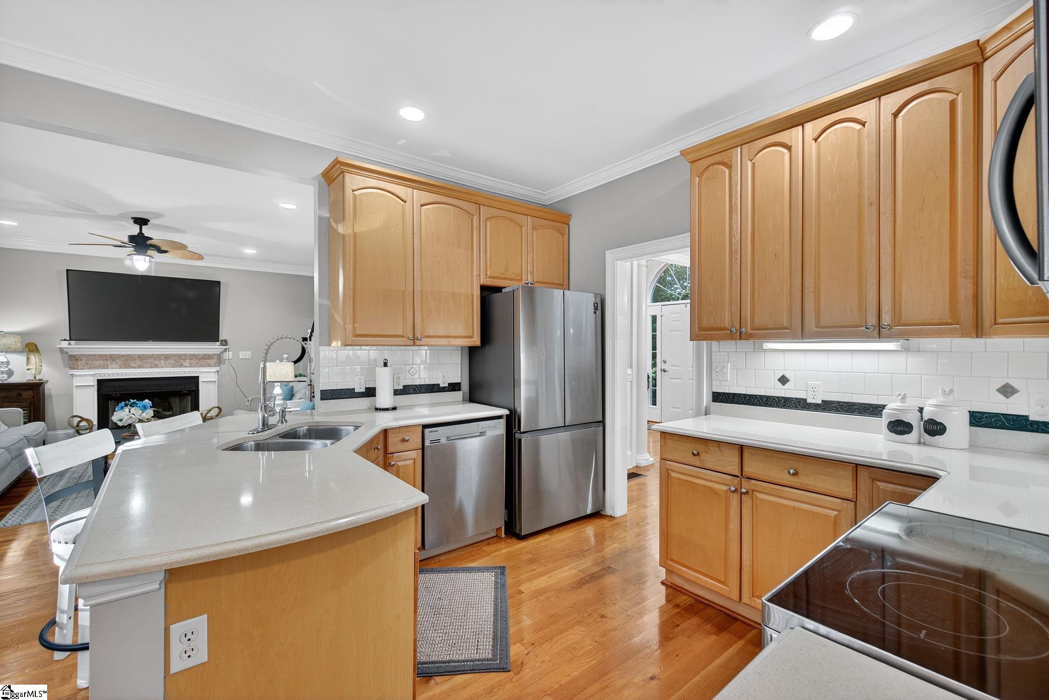 146 Morning Lake Drive Moore, SC 29369 - Photo 9 of 48