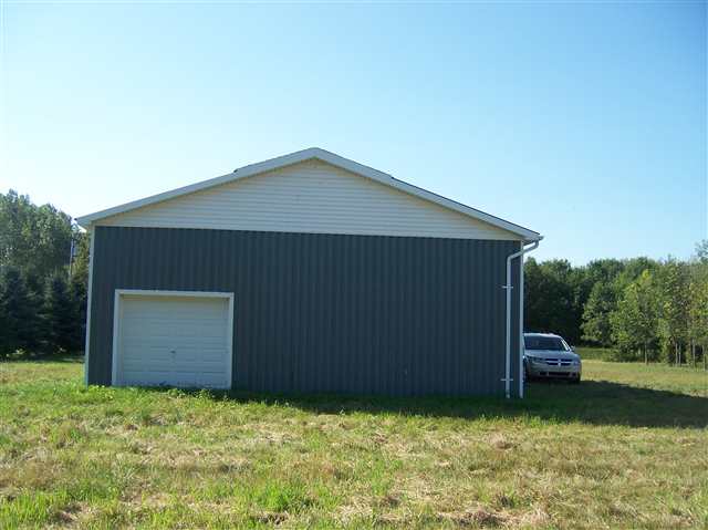 461 East Peck Road Peck, MI 48466 - Photo 6 of 8 31021447-5.JPG
